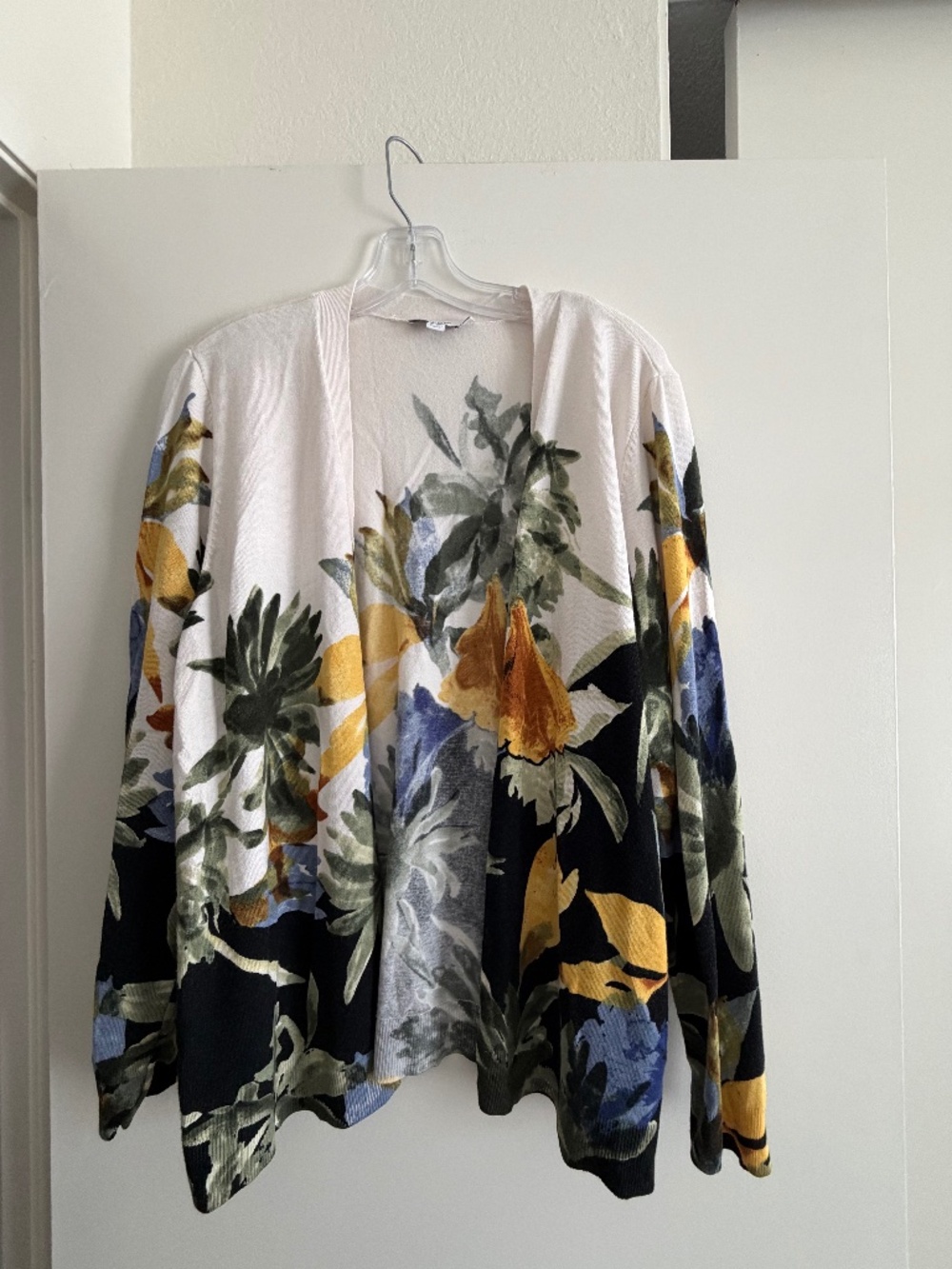 Chico’s Floral Knit Cardigan – Size 3 (US XL)